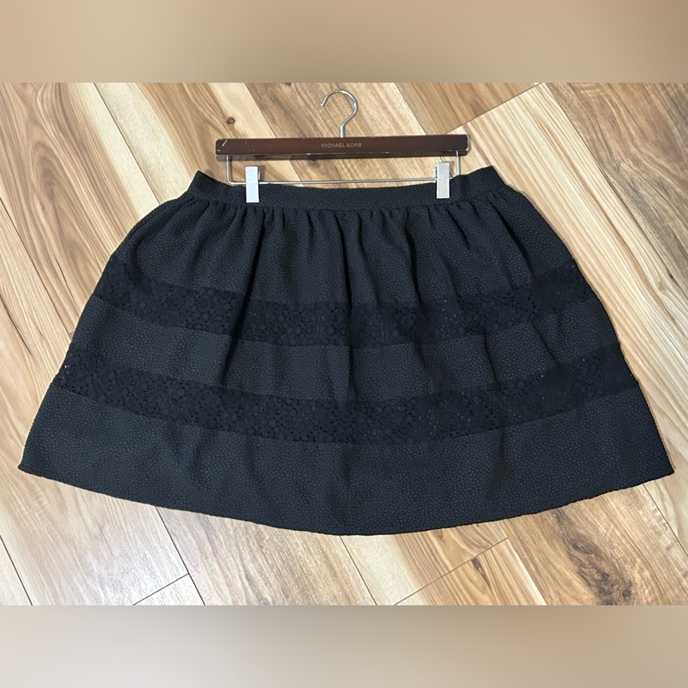 Xhilaration Black Mini Bubble Cocktail Skirt With Lace Size XL